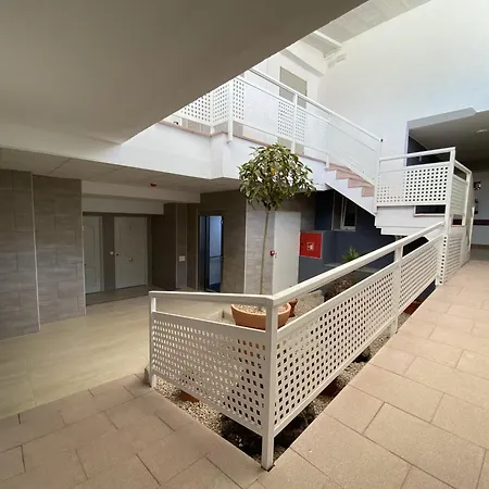 Edificio Prieto Viv 8 *